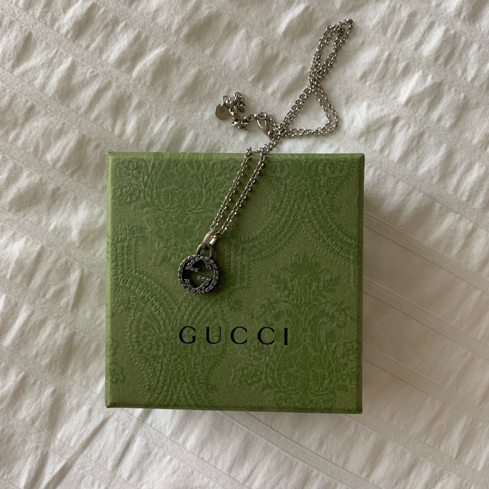 Gucci NWT interlocking G necklace
